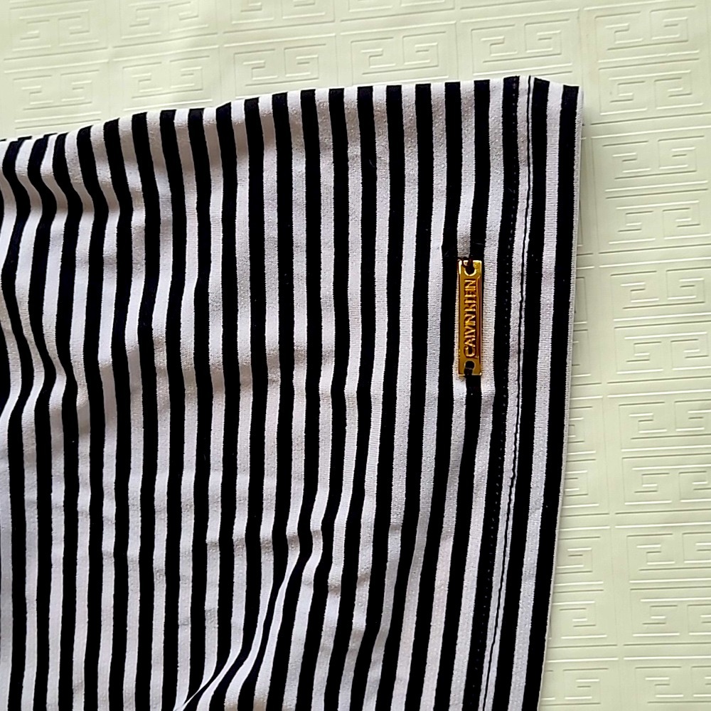 Calvin Klein Long Sleeve  Top - Picture 11 of 12